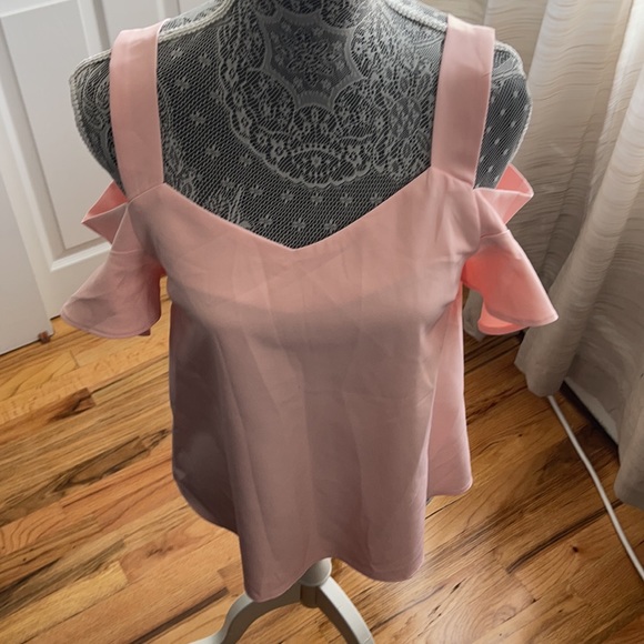 Pink blouse - Picture 2 of 3